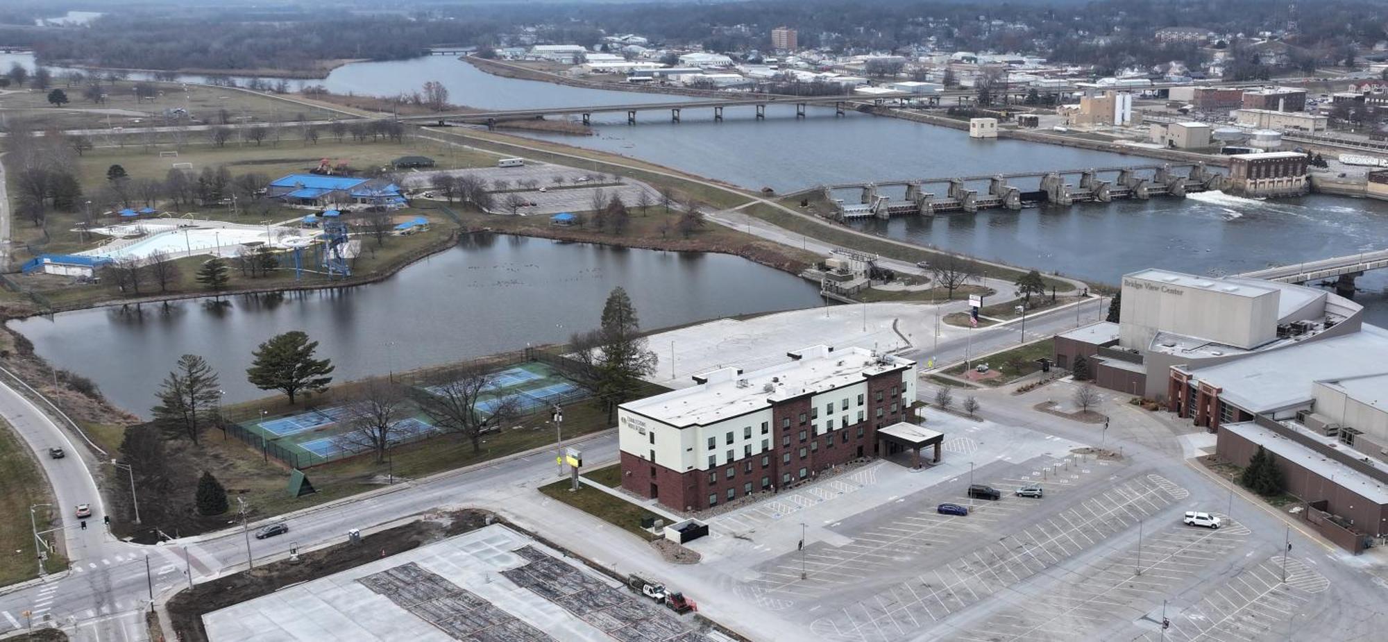 Cobblestone Hotel & Suites - Ottumwa Exterior photo