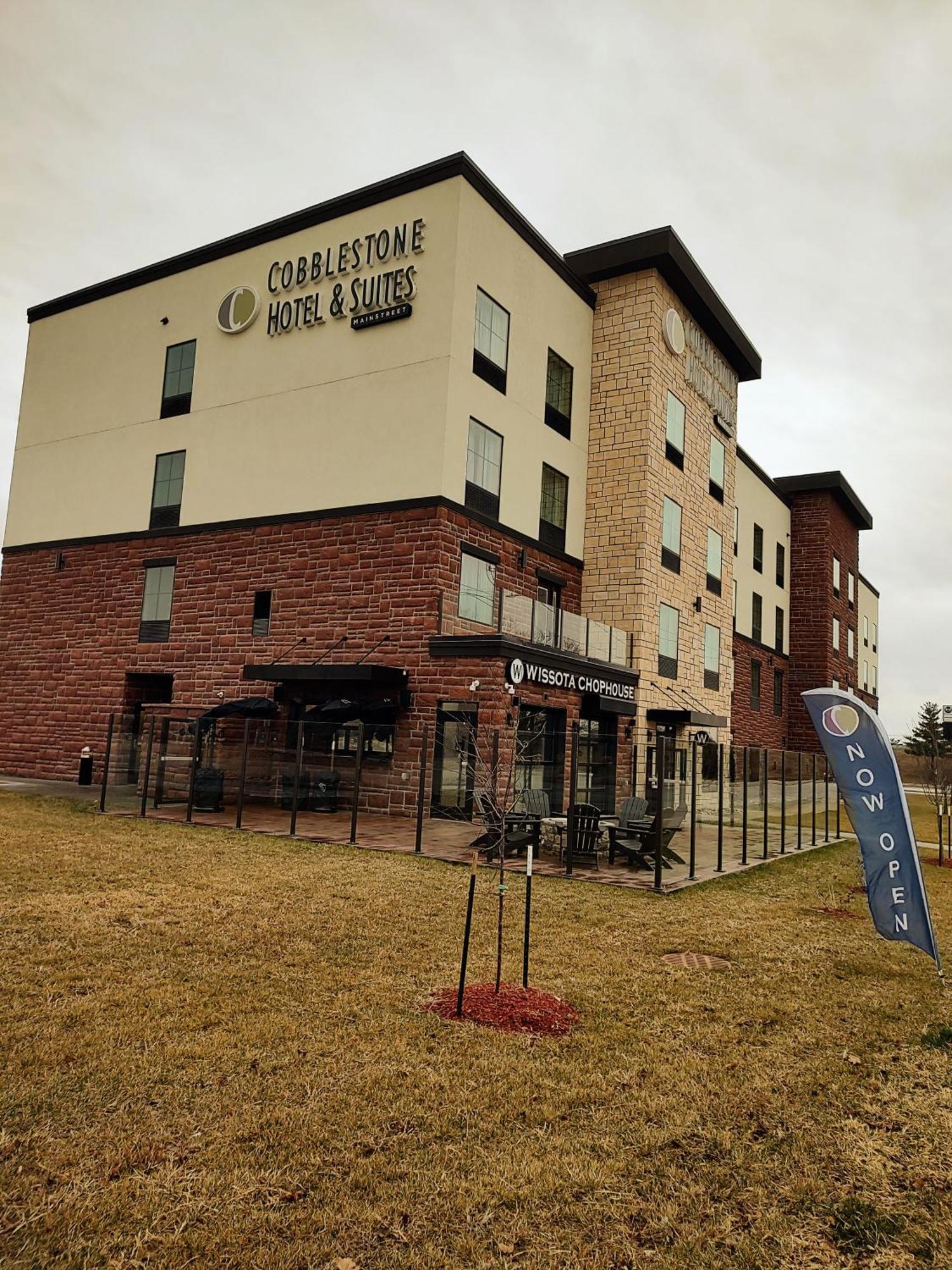 Cobblestone Hotel & Suites - Ottumwa Exterior photo